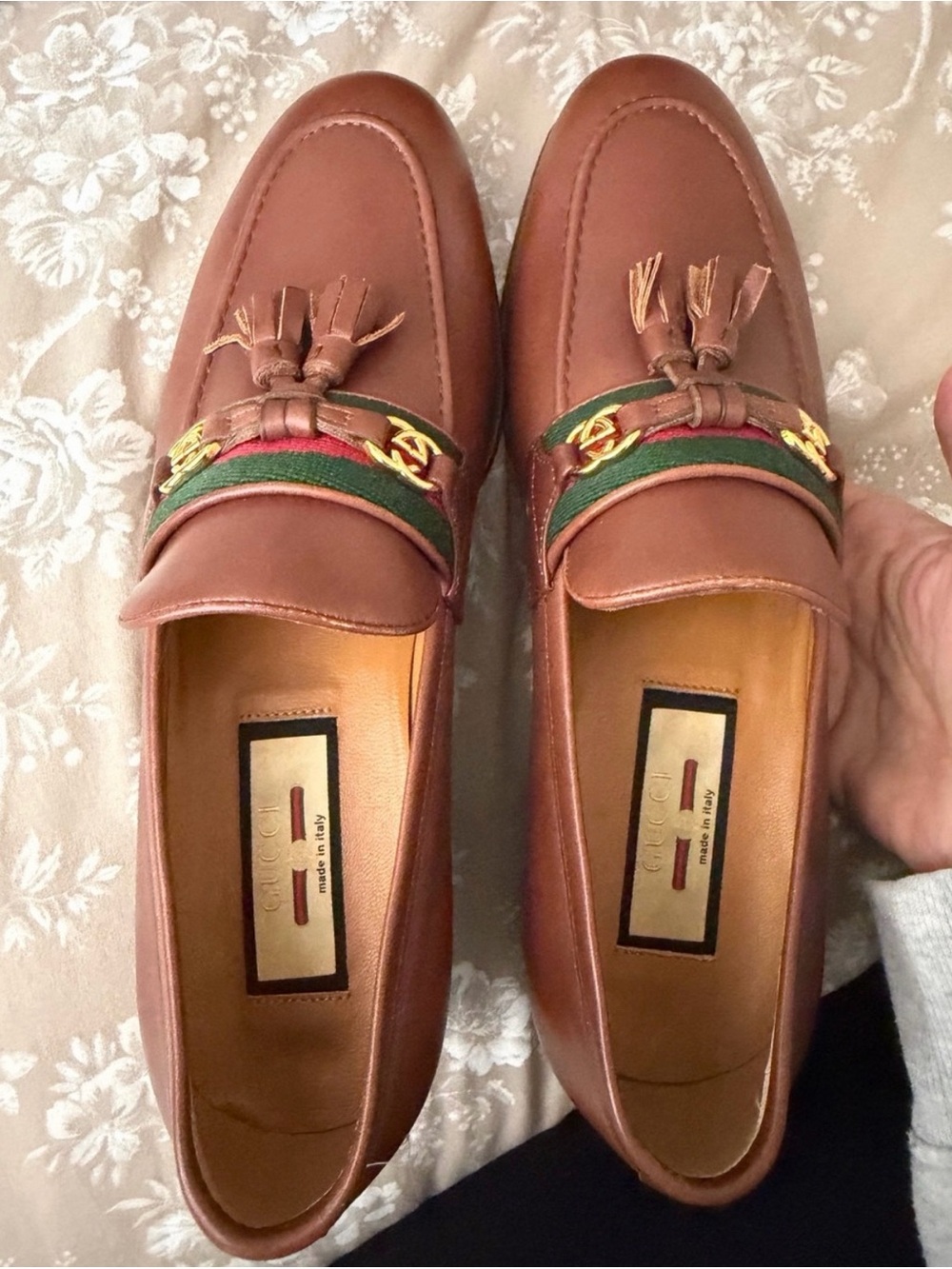 Gucci Size 37 Brown Leather Web Tassel Loafers New in Box - Picture 6 of 7